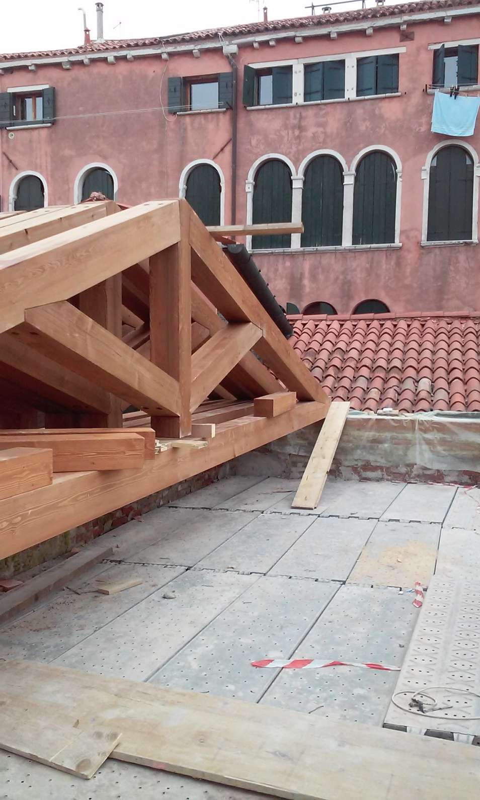 Capriate tetto di pino a Venezia