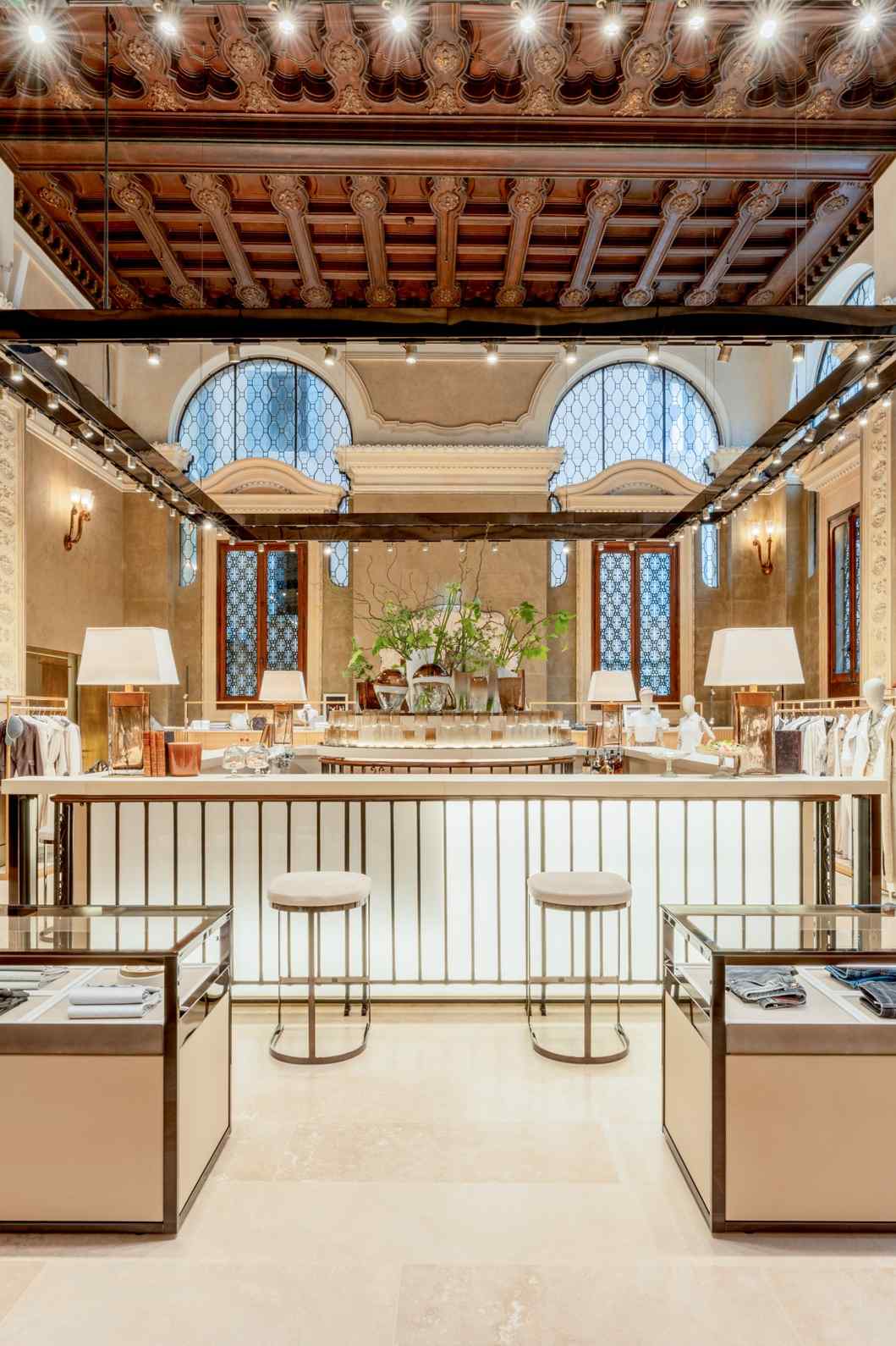 Restauro e adeguamento interno Palazzo della Borsa a Venezia