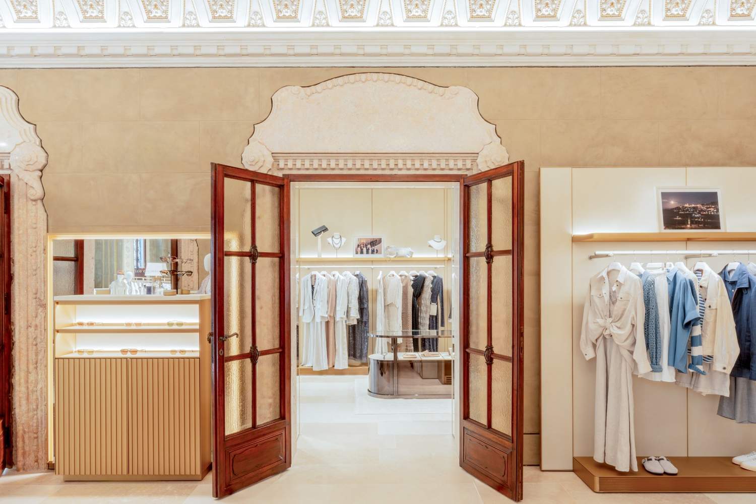 Restauro e adeguamento interno Palazzo della Borsa a Venezia