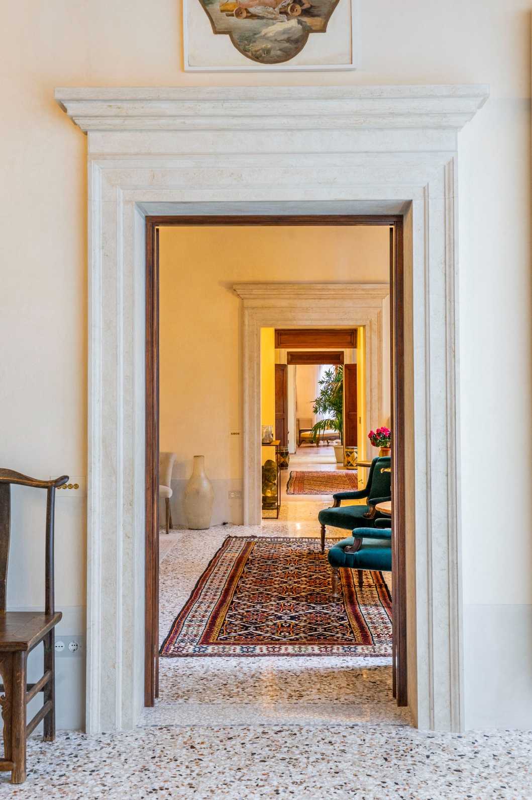 Portale in pietra a Venezia