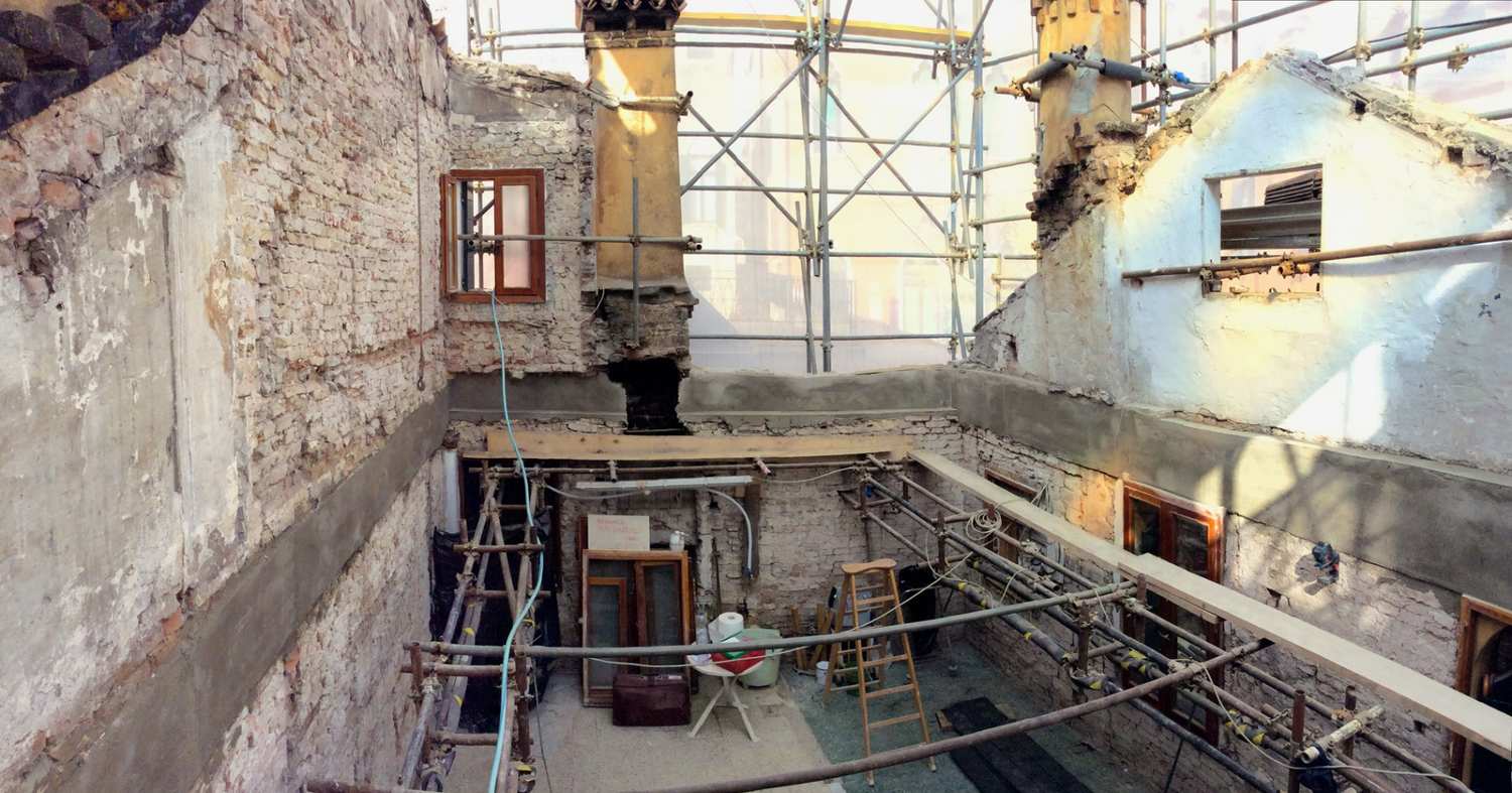 Consolidamento mediante cordolo in calcestruzzo armato a Venezia 