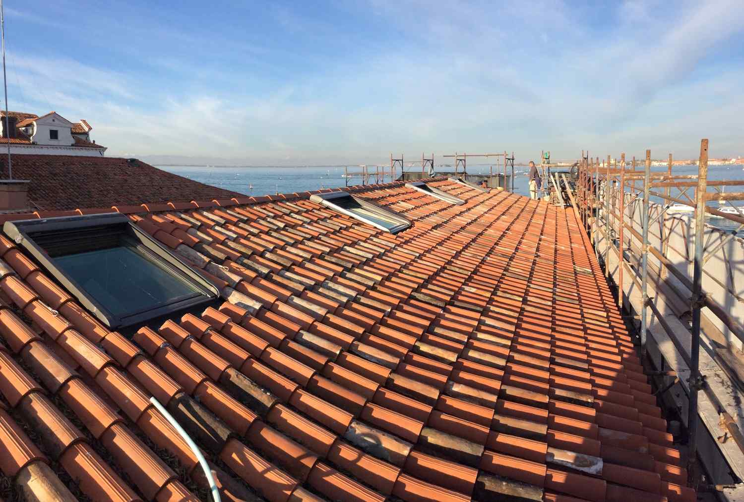 Manto di copertura in coppi tetto a Venezia 