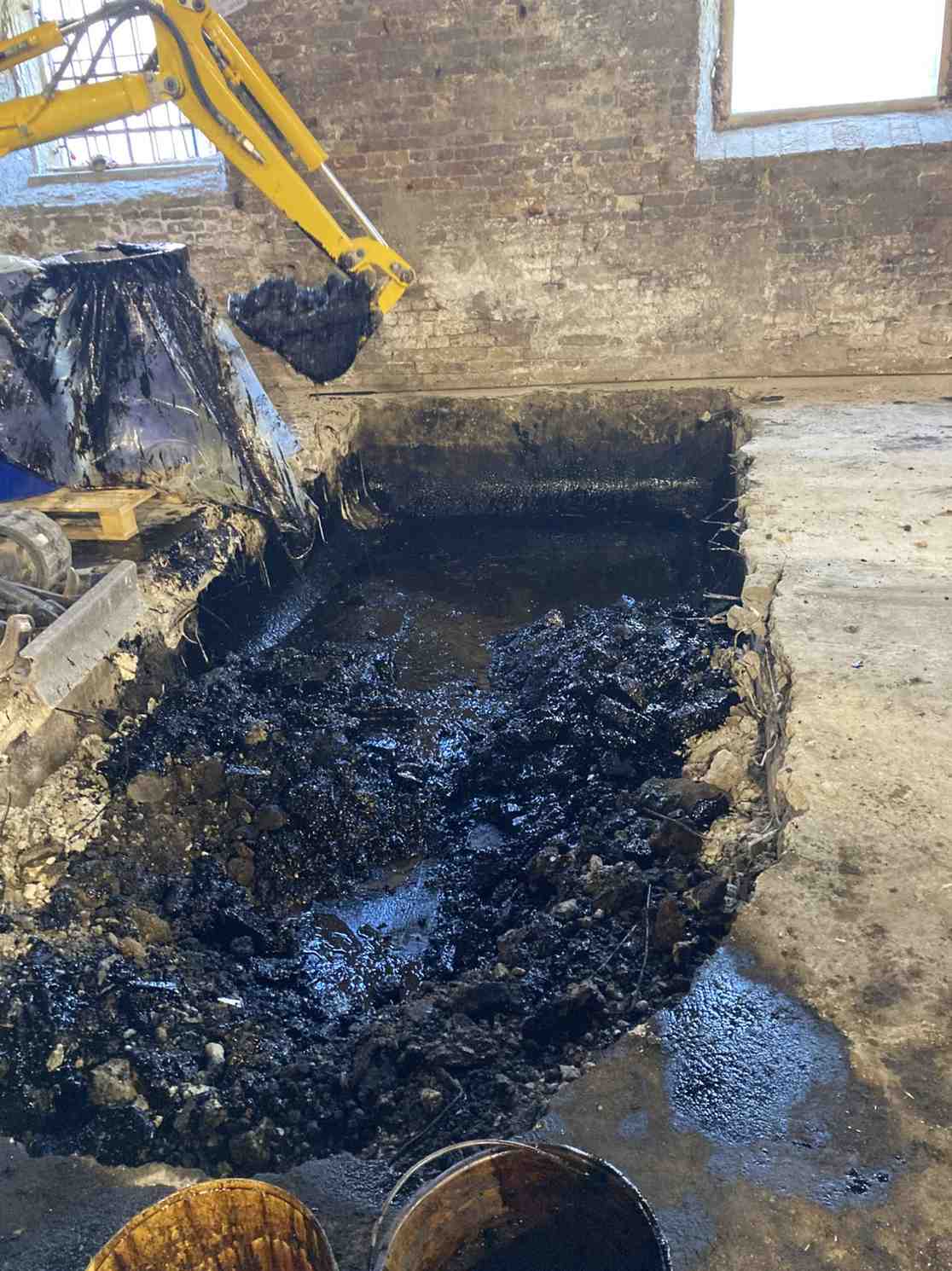 Scavo e demolizione dei materiali da risulta a Venezia