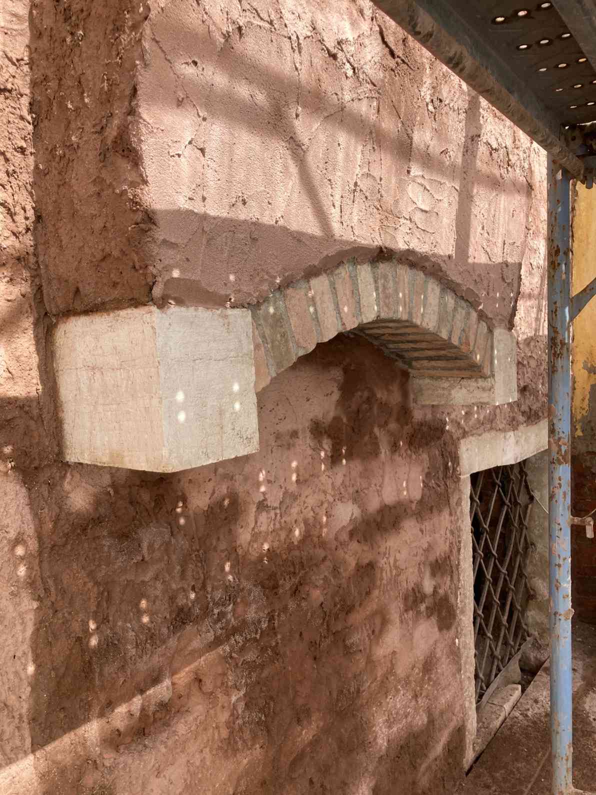Intonaco arriccio di cocciopesto a Venezia