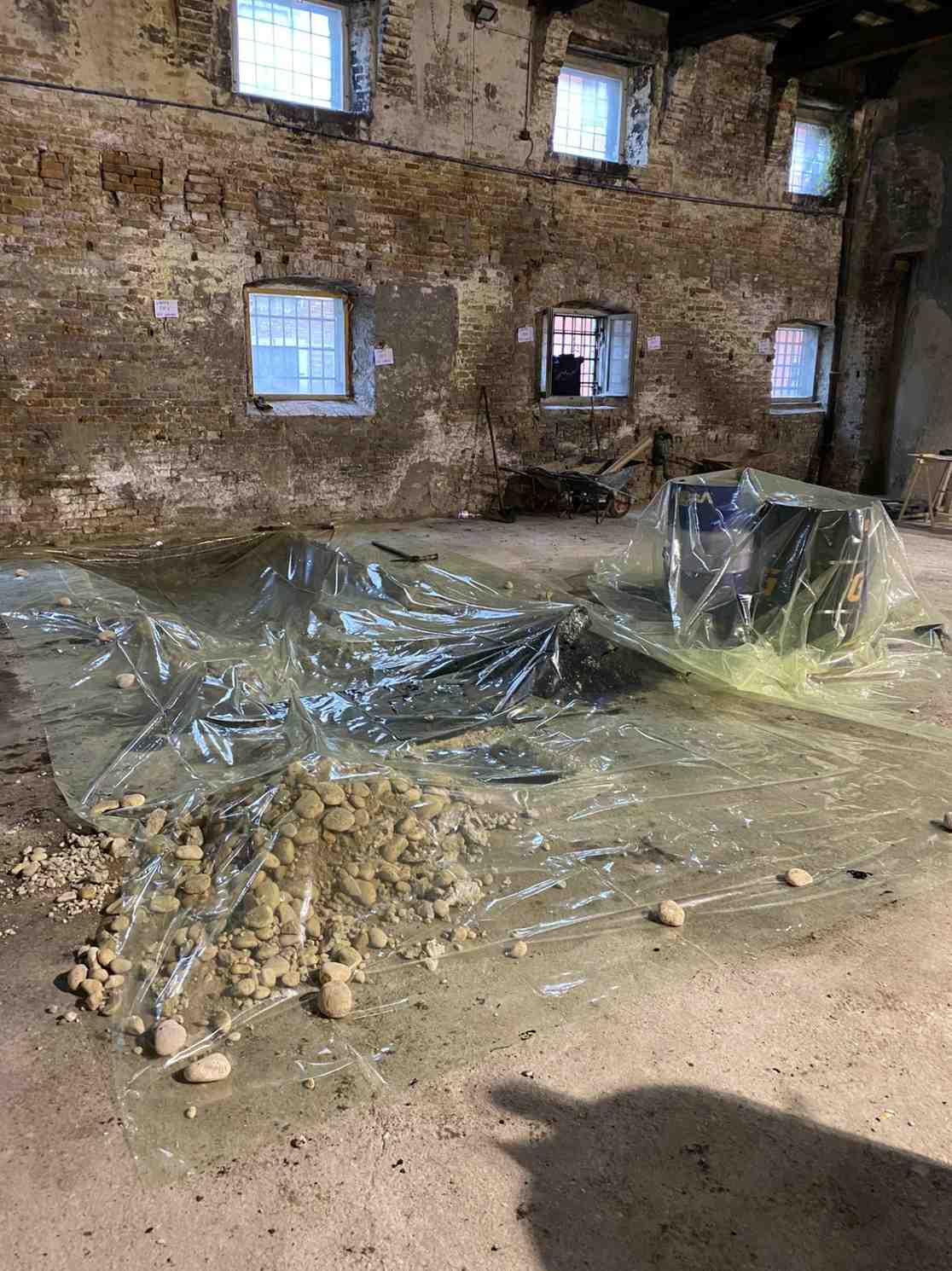 Stoccaggio certificato di materiali di risulta a Venezia