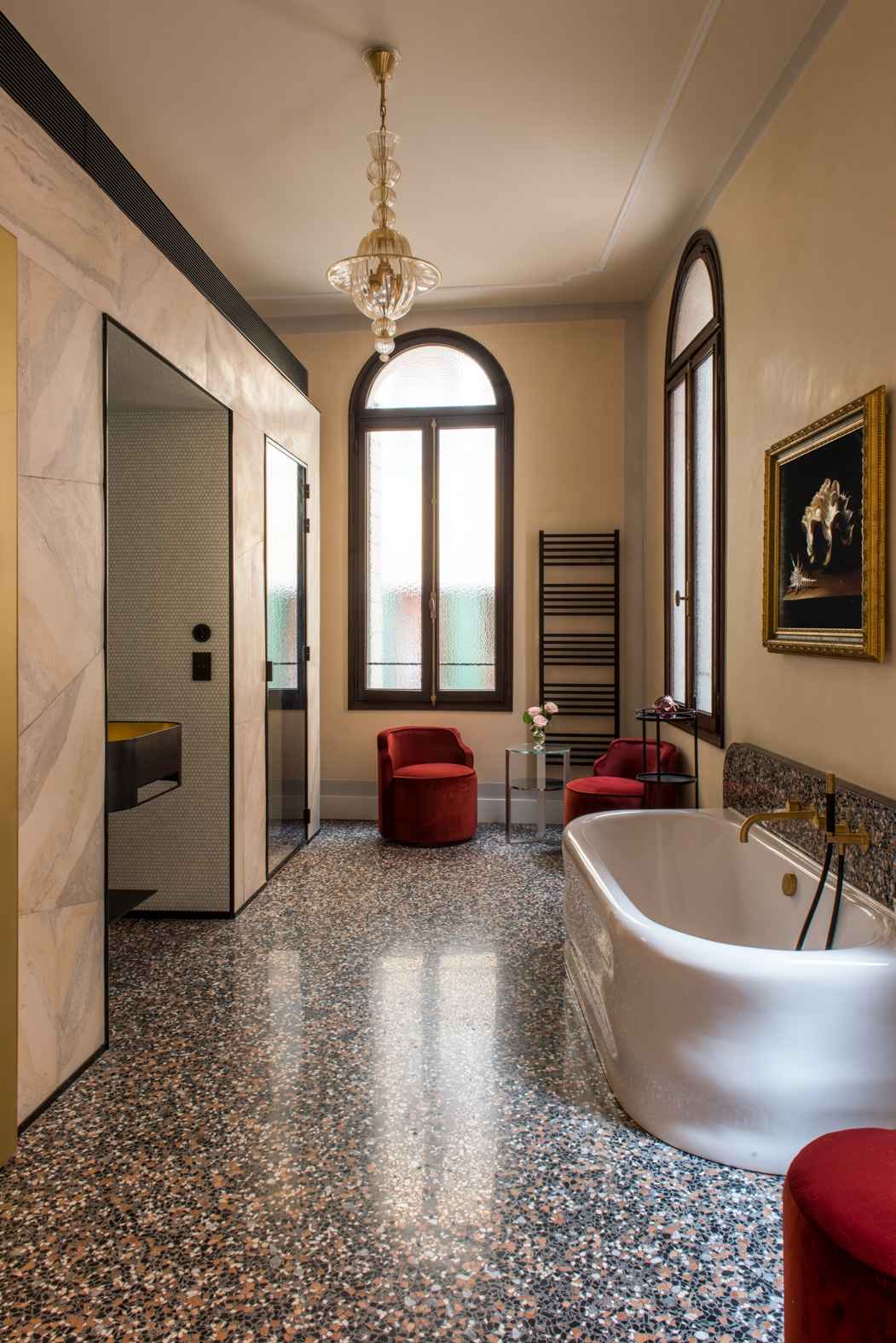 Bagno camera con terrazzo alla veneziana - Hotel Nolinski a Venezia
