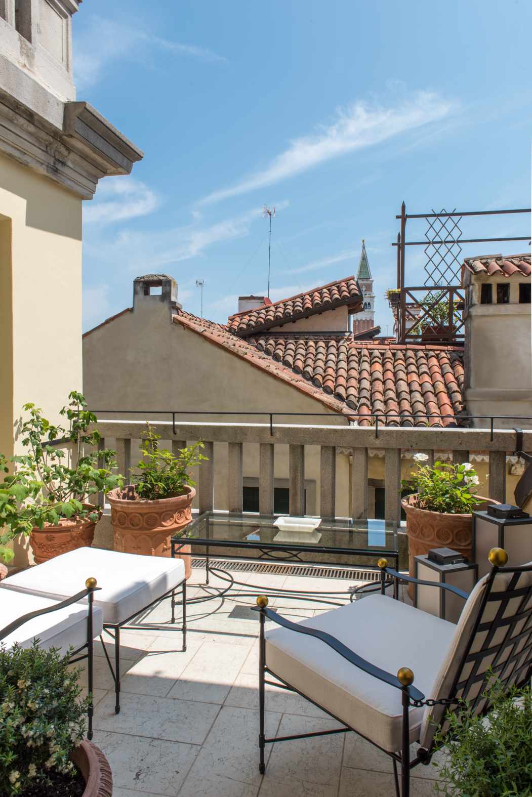 Terrazza suite con vista campanile San Marco Hotel Noliski a Venezia