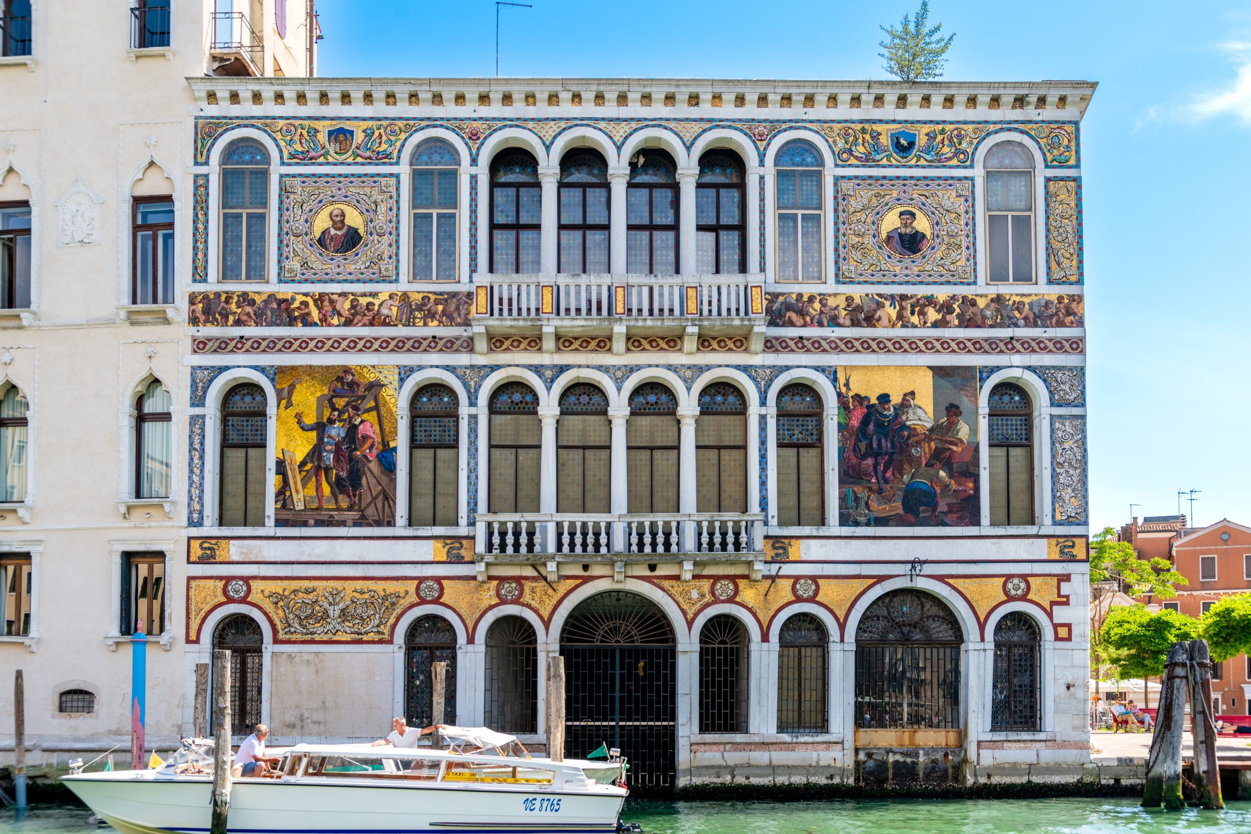 Affaccio mosaicato su Canal Grande palazzo Barbarigo a Venezia
