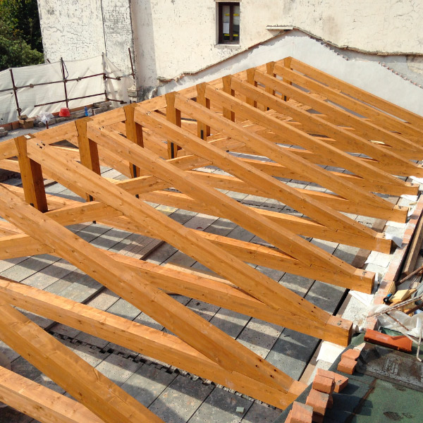 Rifacimento tetti e coperture