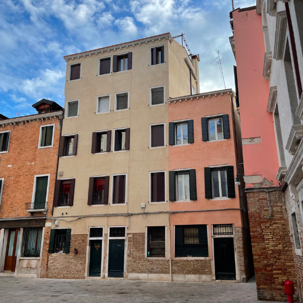 Risanamento intonaci e ristrutturazione facciate