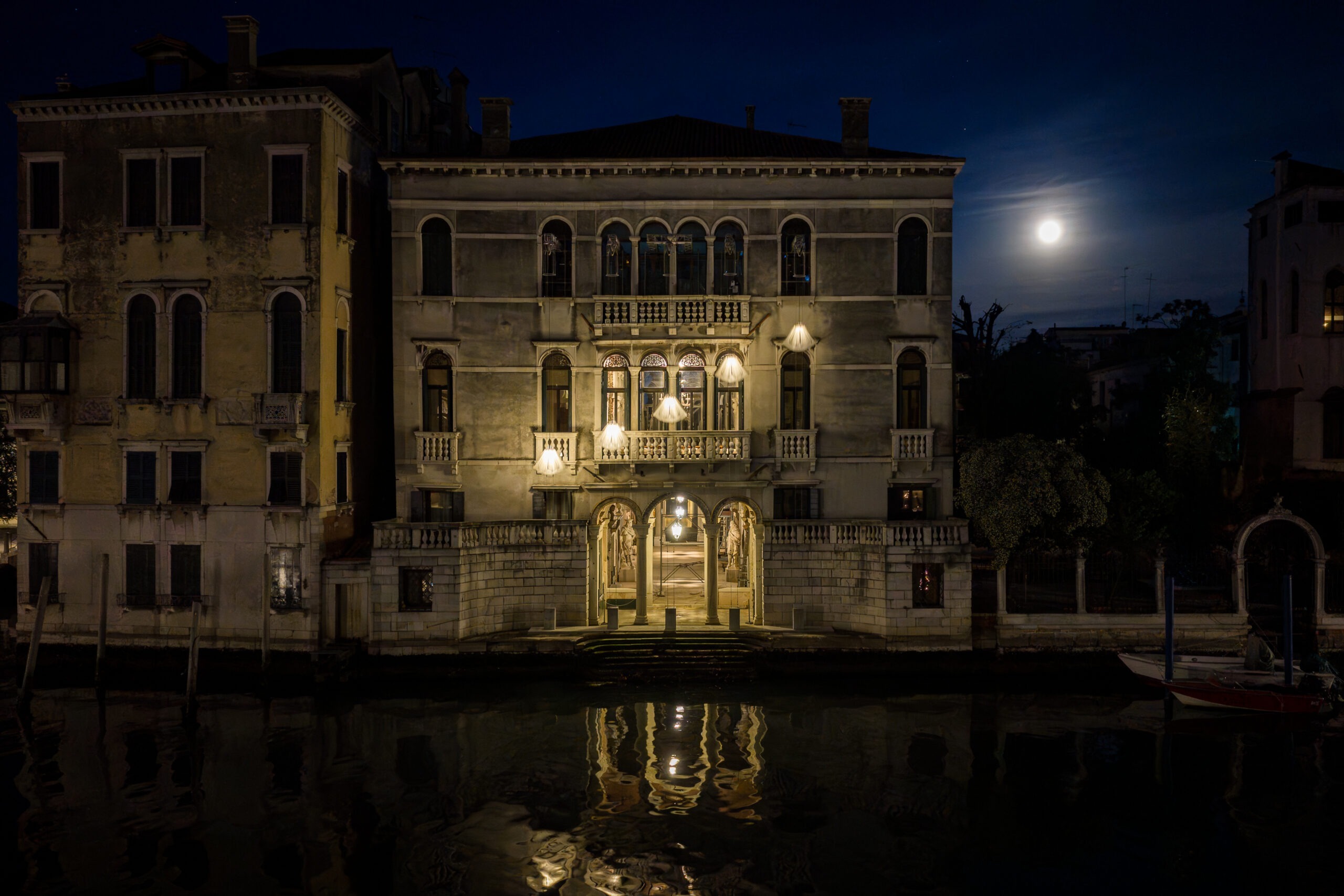 2026_DRIFT_Shy-Society_Venice-Biennale_Photo-by-Arjen-van-Eijk-Xinix-Films_8-scaled